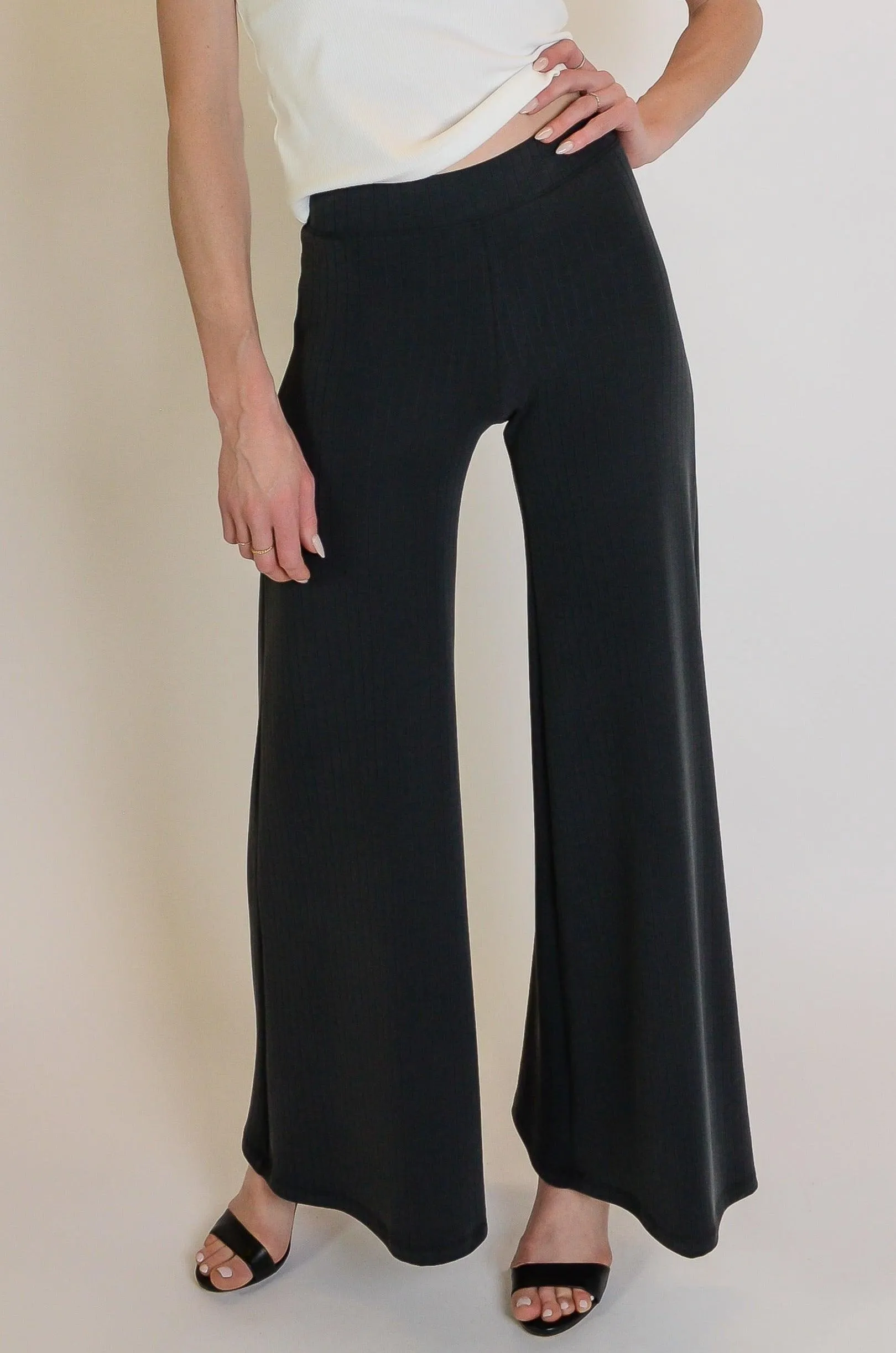 Deka Pant