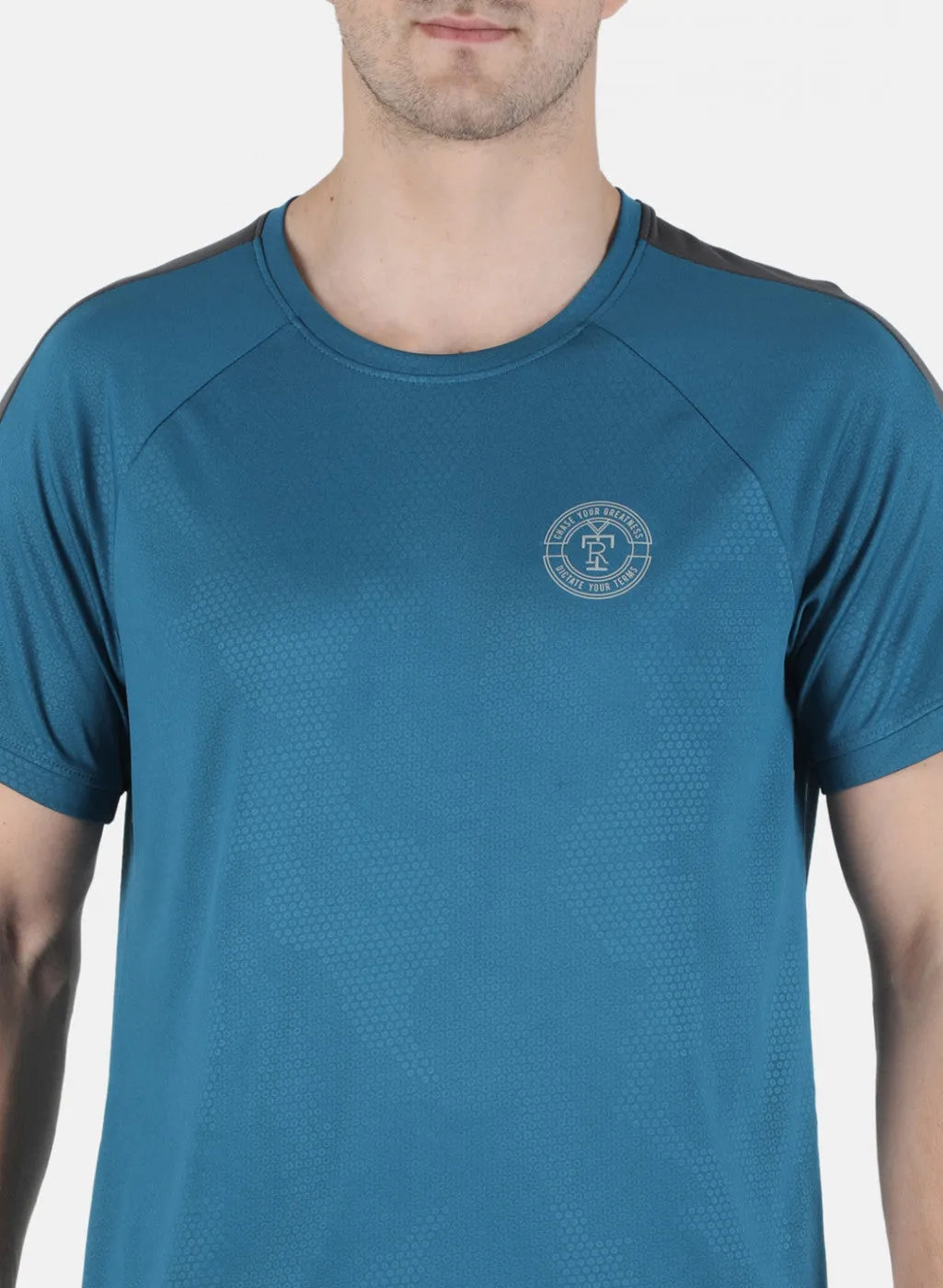 Men Blue Plain Round Neck T-Shirt