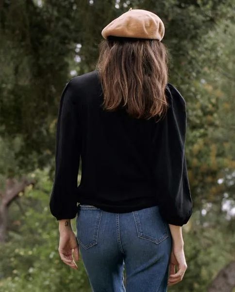 The Great - The Pleat Sleeve Tee in Black